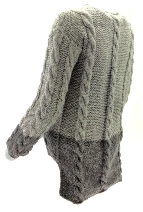 Gepard 2-colored Tri-Cable Sweater