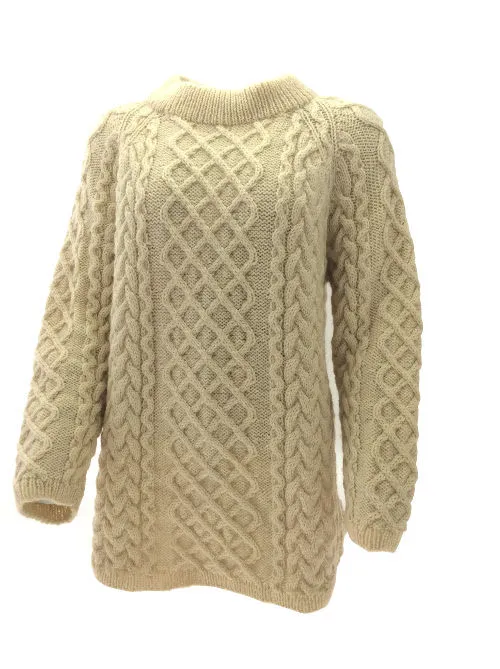 Gepard Raglan Sweater with cables